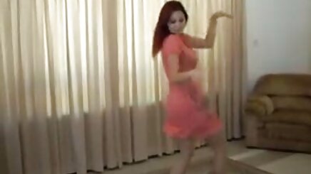 Juliana vlxx 3d và Yesenia với một dương vật,